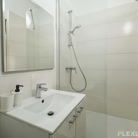 Apartment Flexliving - Whole Flat - Mesnil Paris