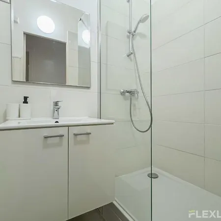 Apartment Flexliving - Whole Flat - Mesnil